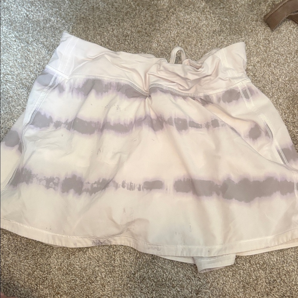 lululemon athletica Cream and Gray Mini Skirt
